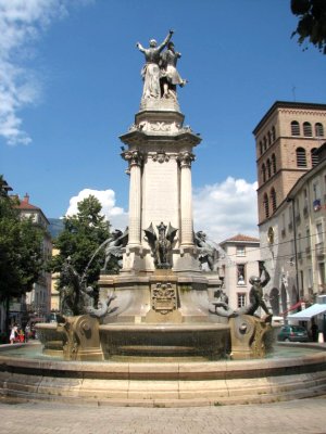 Fontaine des trois ordres