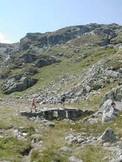 pont de pierre au chalet des 2 ruisseaux