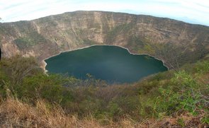 Le cratère du Volcan Cosigüina. Le cratère du Volcan Cosigüina.