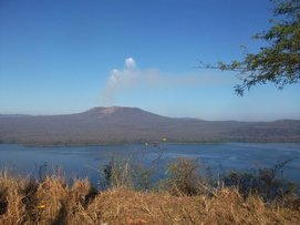 Le Volcan Masaya et la Laguna de Masaya Le Volcan Masaya et la Laguna de Masaya