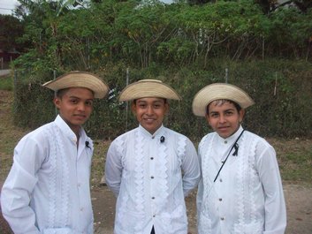 Groupe de garçons allant à la Grande Foire de Santa Fe