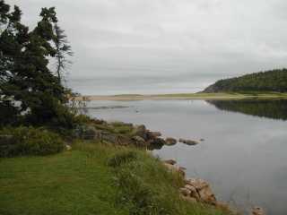 Embouchure d'une petite rivière