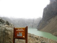 Torres del Paine : Mirador Las Torres. Les pics sont cachés dans les nuages.