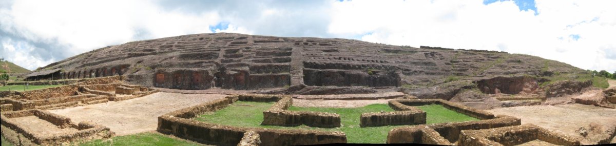 Panorama de El Fuerte à Samaipata Panorama de El Fuerte à Samaipata