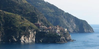 Manarola vue depuis Corniglia (longue focale)