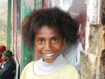 Petite fille à la dernière cabane (3000 m)