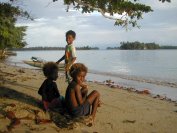 Enfants sur la plage Enfants sur la plage