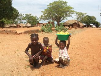 Enfants du village de Cobué