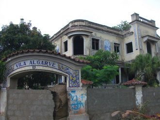 Vila Algarve : ancienne villa coloniale à Maputo