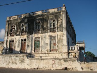 Un des anciens palais