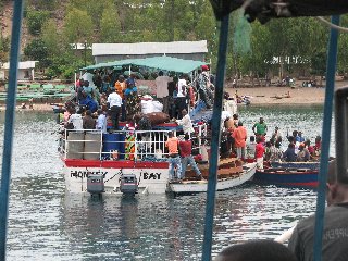 Chargement d'un bateau