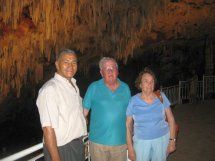 Dans la grotte de Ain Fezza avec Boucif Dans la grotte de Ain Fezza avec Boucif