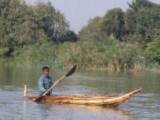 Bateau en roseaux sur le Lac Tana