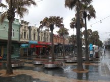 The Corso, rue piétonne de Manly dans la banlieue de Sydney The Corso, rue piétonne de Manly dans la banlieue de Sydney